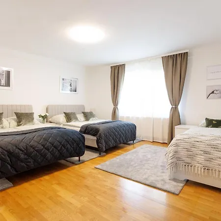 Apartment Luxury House With Pool, Garden, Ac & Sauna