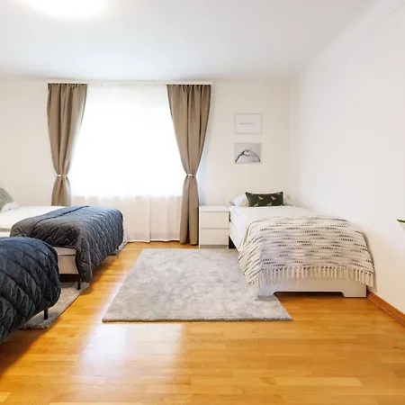 Apartment Luxury House With Pool, Garden, Ac & Sauna *