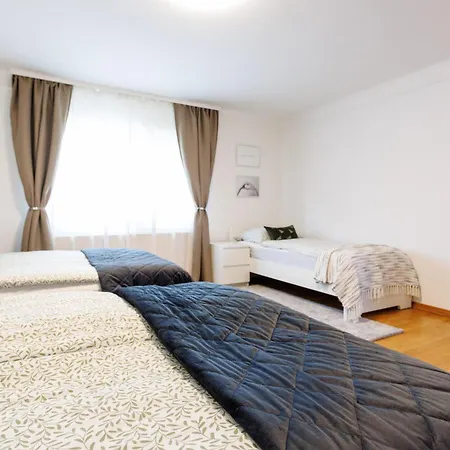 Luxury House With Pool, Garden, Ac & Sauna *