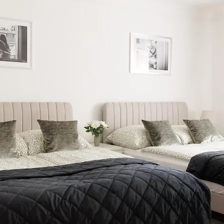 Apartment Luxury House With Pool, Garden, Ac & Sauna Perchtoldsdorf