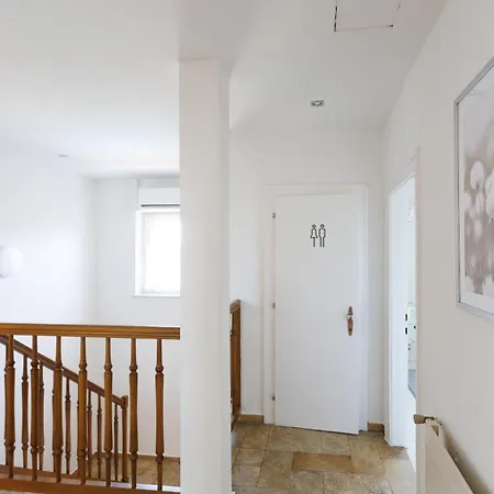 Apartment Luxury House With Pool, Garden, Ac & Sauna *