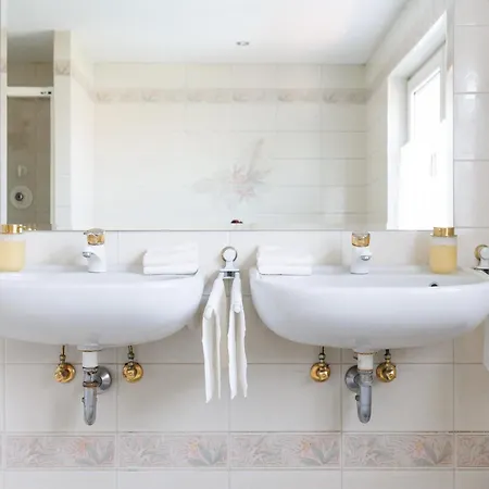 Luxury House With Pool, Garden, Ac & Sauna * Perchtoldsdorf